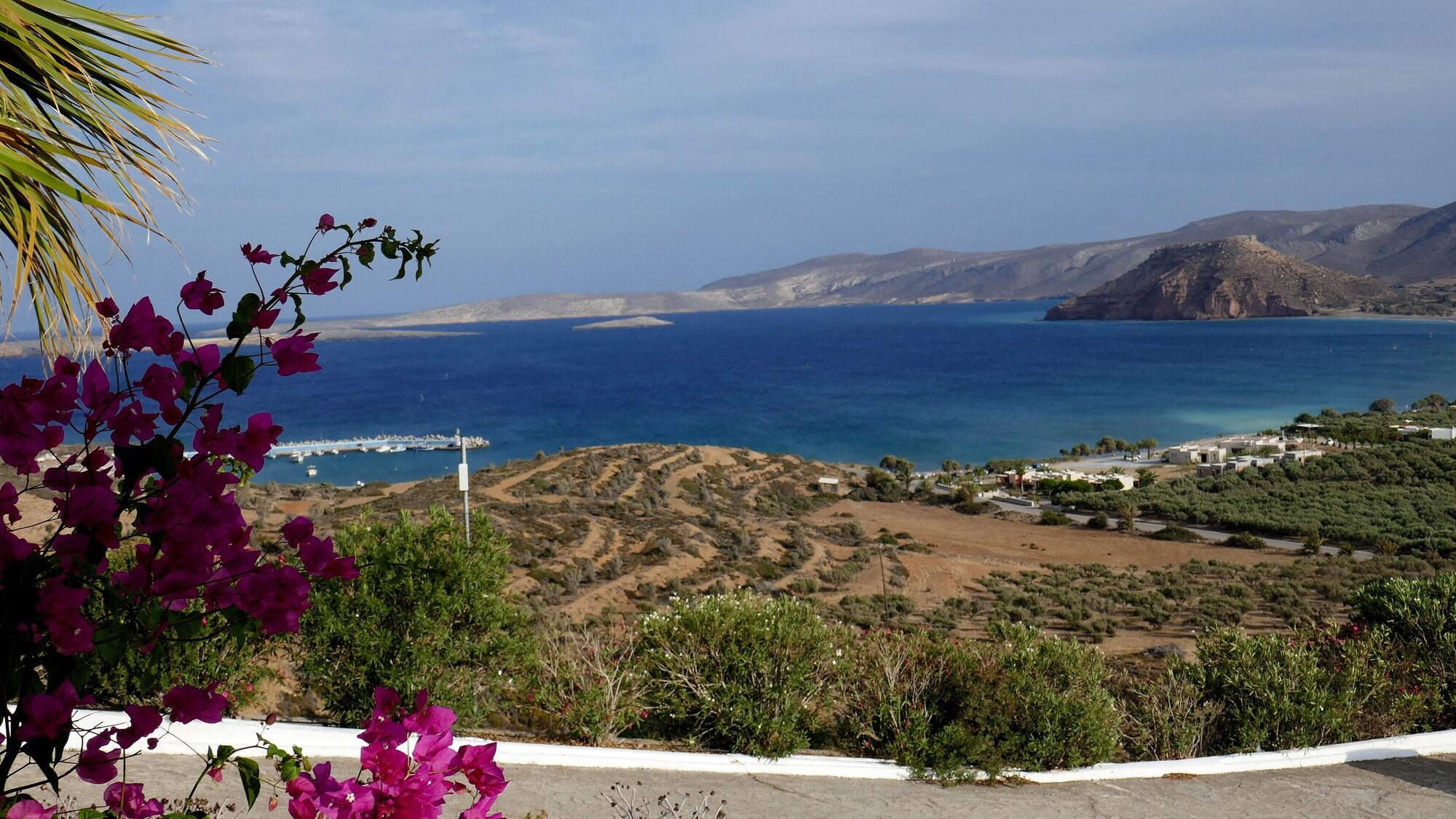 Castri Village Hotel Palekastro Exterior photo