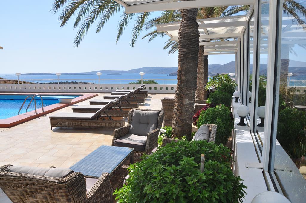 Castri Village Hotel Palekastro Exterior photo